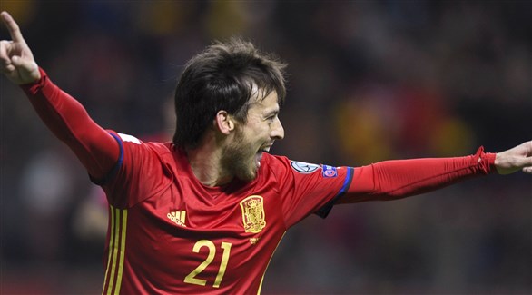 لاعب منتخب إسبانيا ديفيد سيلفا (رويترز)