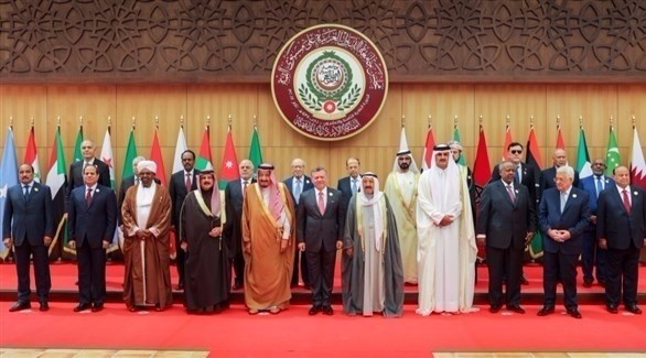 صورة للملوك والرؤساء العرب في القمة العربية في البحر الميت.(أرشيف)