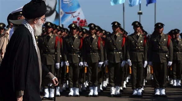 جانب من أحد العروض العسكرية للجيش الإيراني 