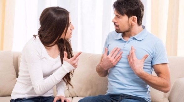 5 أخطاء في التواصل يرتكبها الزوجان باستمرار
