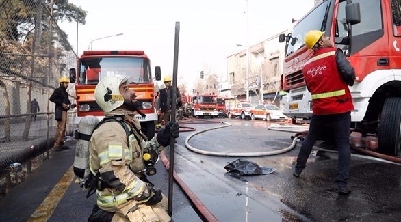عناصر جهاز الإطفاء في إيران (أرشيف / اي بي ايه)