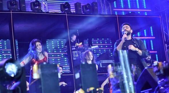 تامر حسني من حفله الغنائي في ثاني ليالي العيد (المصدر)
