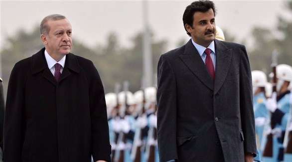 أمير قطر الشيخ تميم والرئيس التركي رجب طيب أردوغان.(أرشيف)