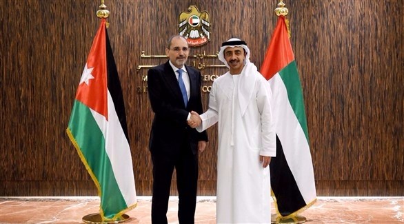 وزير الخارجية الإماراتي الشيخ عبدالله بن زايد ونظيره الأردني الصفدي (أرشيف)