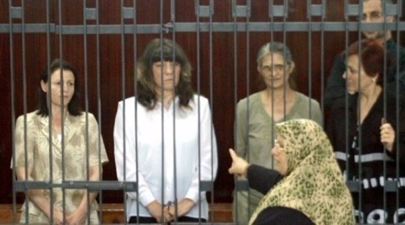 الممرضات البلغاريات خلال محاكمتهن بتهمة نقل فيروس الإيدز إلى أطفال في ليبيا (أ ف ب)