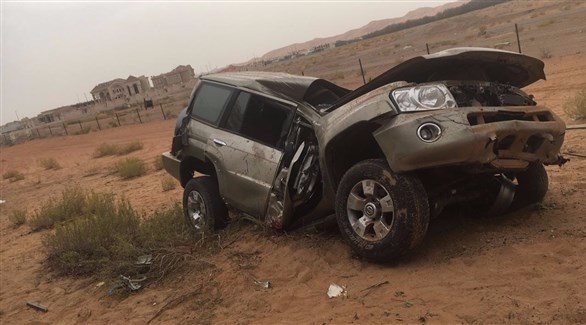 مركبة الشابين بعد الحادث (شرطة أبو ظبي)