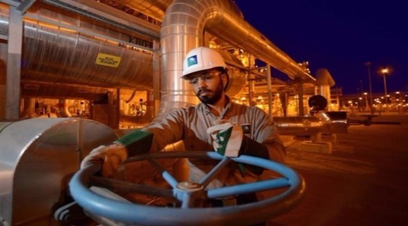 عامل في منشأة نفطية سعودية (أرشيف)