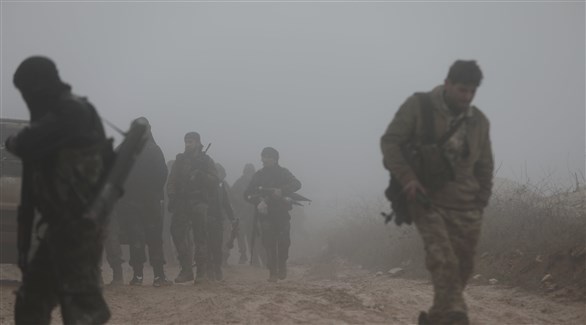 عناصر من الجيش السوري الحر قرب عفرين (رويترز)