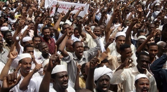 تظاهرات ضد ارتفاع أسعار الخبز في السودان (أرشيف)