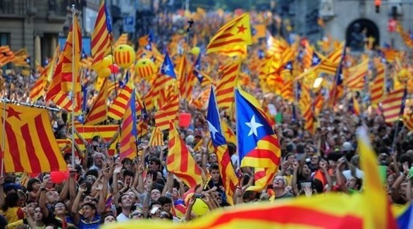 مظاهرة سابقة في إقليم كاتالونيا مؤيدة للانفصال عن إسبانيا (أرشيف)