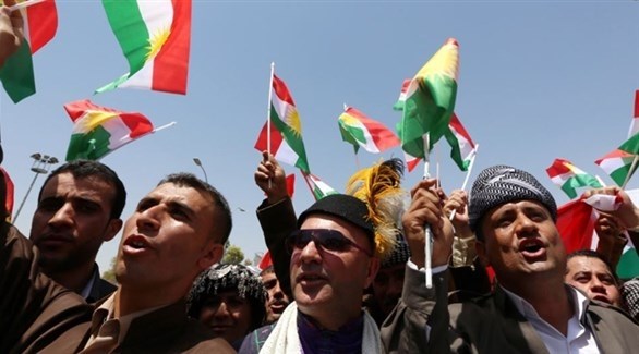 أكراد عراقيون يتظاهرون قبل الاستفتاء على الاستقلال العام الماضي.(أرشيف)