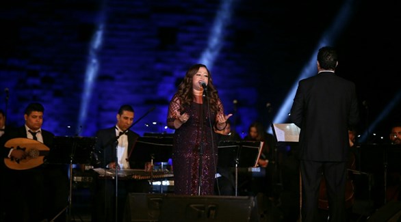المطربة ريهام عبدالحكيم تتألق في حفل غنائي بالأقصر (المصدر)