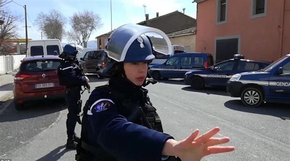 الشرطة الفرنسية في موقع الهجوم (تويتر)