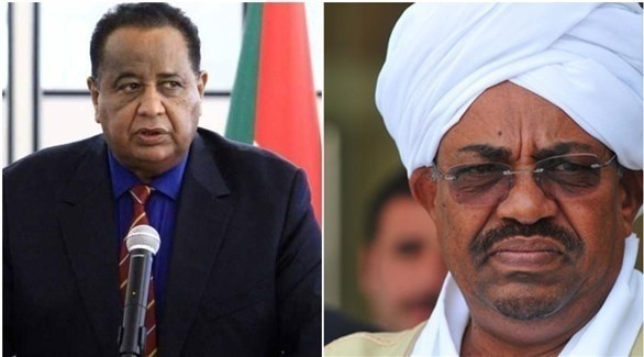 الرئيس السوداني عمر البشير ووزير الخارجية المُقال إبراهيم غندور (أرشيف)