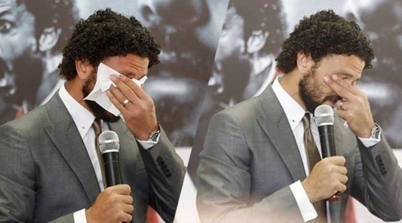 حسام غالي يبكي لحظة إعلان اعتزاله كرة القدم (تويتر)