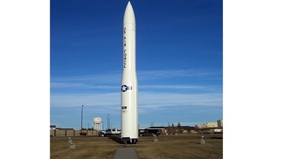 الصاروخ الباليستي  الجديد مينوتمان 3 (ستراتيجي بورو)  