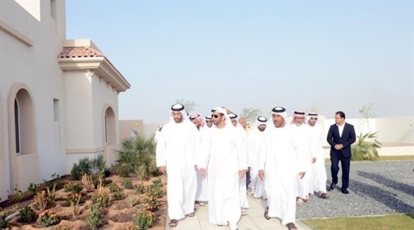  الشيخ حمدان بن زايد آل نهيان ممثل حاكم أبوظبي في منطقة الظفرة في زيارة لمدينة السلع.(أرشيف)
