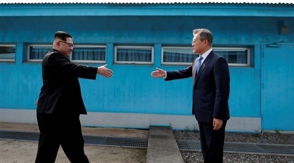 زعيم كوريا الجنوبية مون جيه إن وكيم جونع أون (أرشيف)