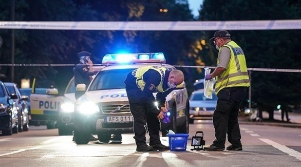 الشرطة السويدية في مكان الجريمة ( تي تي)