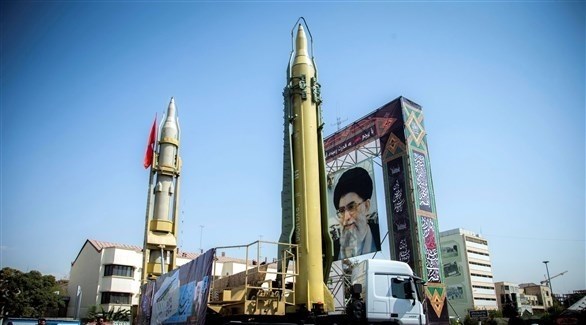 صاروخ إيراني في استعراض عسكري بطهران (أرشيف)