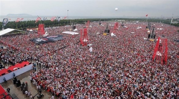 حشود في تركيا تسبق الانتخابات (تويتر)