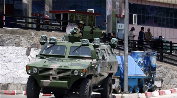 آلية عسكرية للجيش الأفغاني في مكان الحادث (أي بي ايه)