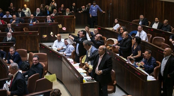 نواب عرب في الكنيست يحتجون على قانون يهودية الدولة (أ ب)  