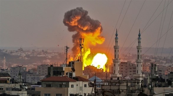 قصف إسرائيلي لمواقع داخل قطاع  غزة اليوم الجمعة (أ ف ب)  