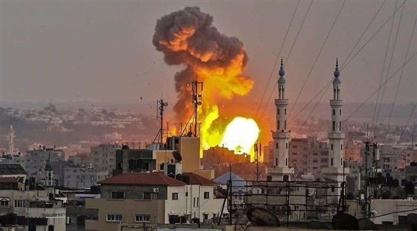 تصاعد النيران في غزة بعد الغارات الإسرائيلية (أ ف ب)  