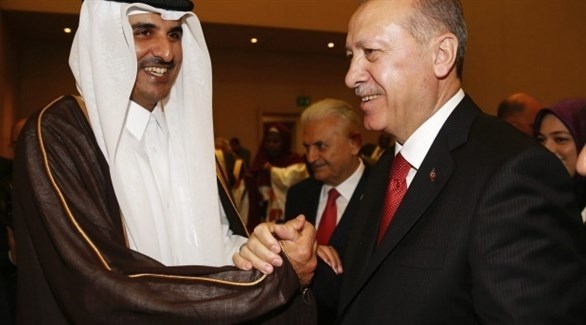الرئيس التركي رجب طيب اردوغان وأمير قطر الشيخ تميم.(أرشيف)