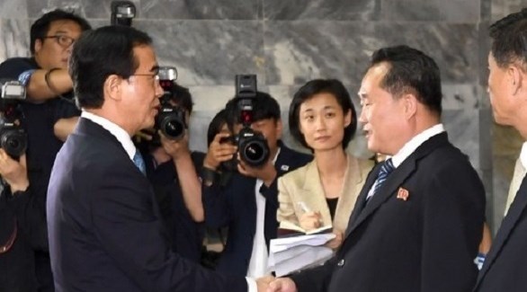 رئيسا الوفدين للمحادثات رفيعة المستوى بين الكوريتين (يونهاب)
