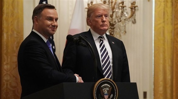 الرئيس البولندي اندري دودا ونظيره الأمريكي دونالد ترامب (أرشيف)