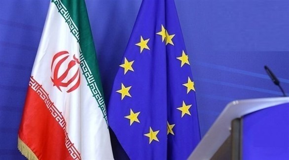 علم الاتحاد الأوروبي وعلم إيران (أرشيف)