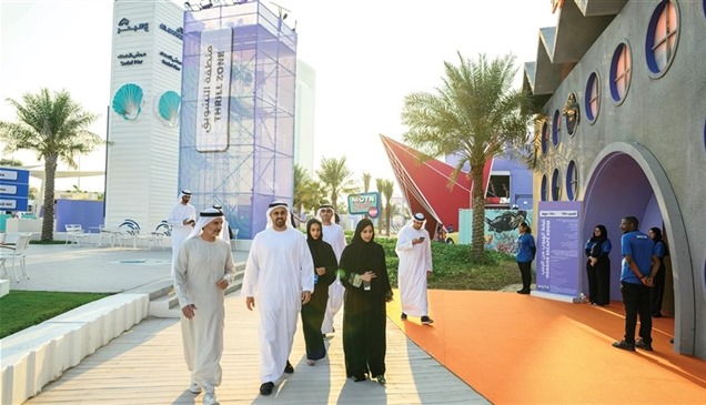 ذياب بن محمد بن زايد يطلع على جانب من "مهرجان أم الإمارات" في كورنيش أبوظبي