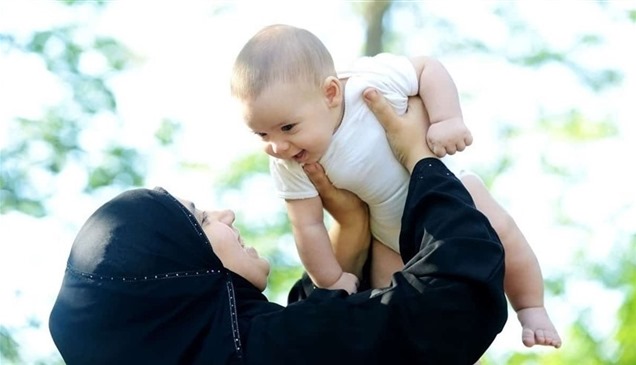 في يوم الأم.. دعم الدولة للمرأة والأم في الإمارات رفعها إلى أعلى المراتب