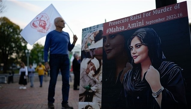 إيران تعلن إحباط محاولة لاغتيال والد مهسا أميني