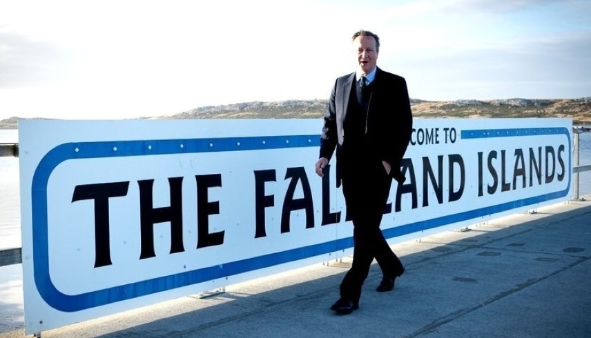 زيارة وزير الخارجية البريطاني ديفيد كاميرون إلى جزر فوكلاند (إكس)