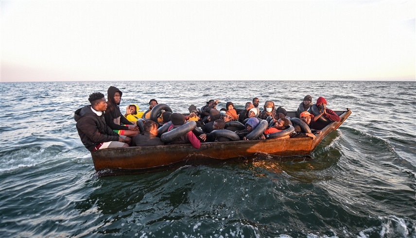 مهاجرون في البحر المتوسط (أ ف ب)