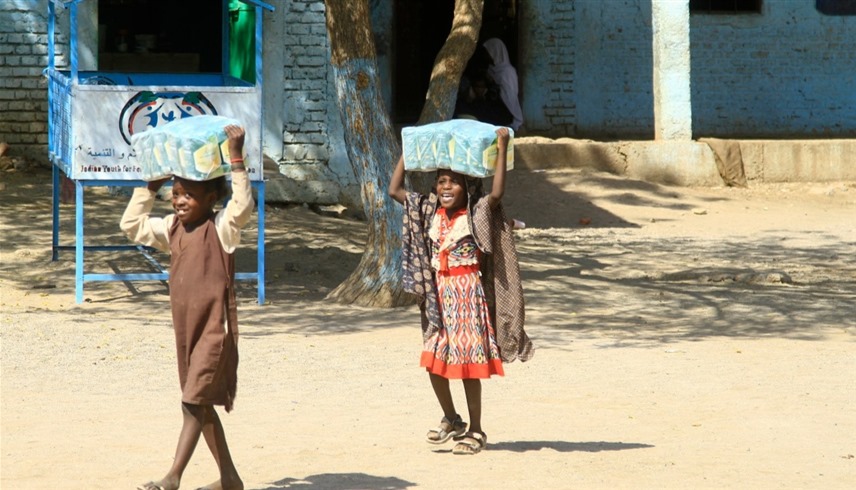 أطفال في السودان (أ ف ب)
