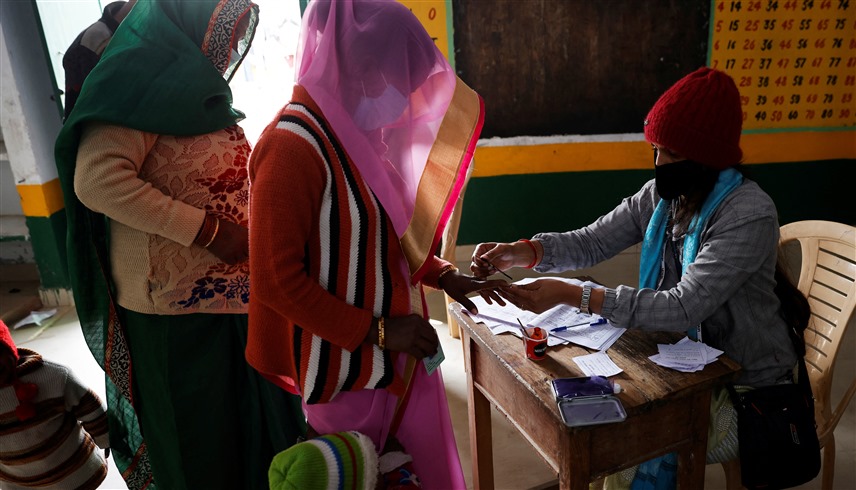 هنديات في انتخابات سابقة (رويترز)