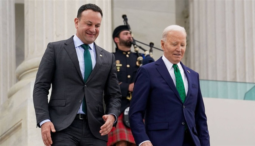رئيس الوزراء الأيرلندي ليو فاردكار مع الرئيس الأمريكي جو بايدن في لقاء سابق (د ب أ)