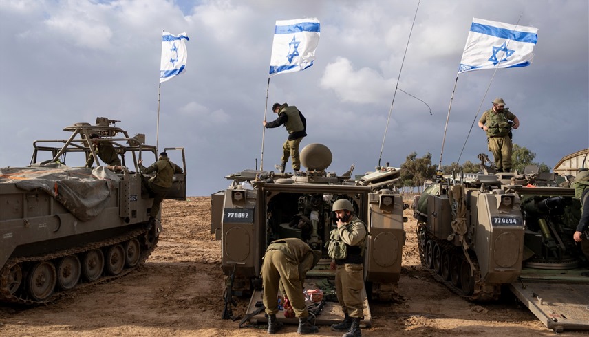 قوات إسرائيلية على مشارف قطاع غزة (أ.ف.ب)