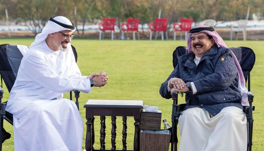 العاهل البحريني يستقبل الشيخ خالد بن محمد بن زايد (وام)