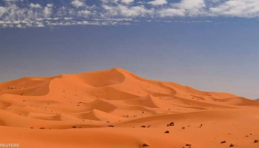 كُثيب رملي نجمي في شرق المغرب يُسمى"لالا لالِيا" (رويترز)