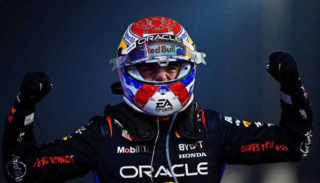 فيرستابن يفوز بسباق البحرين فورمولا1
