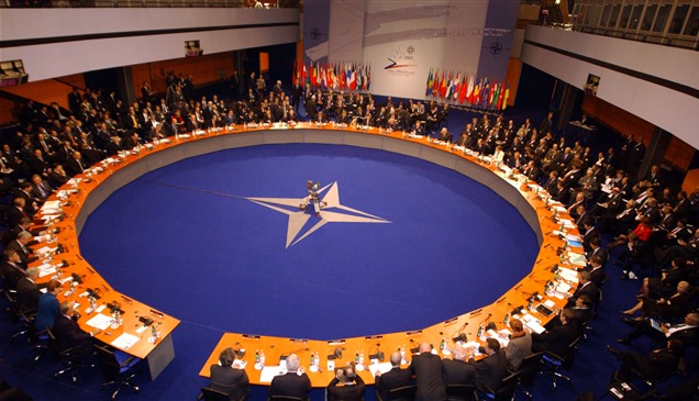 بسبب روسيا.. دول البلطيق تحث الناتو على إعادة التجنيد الإجباري