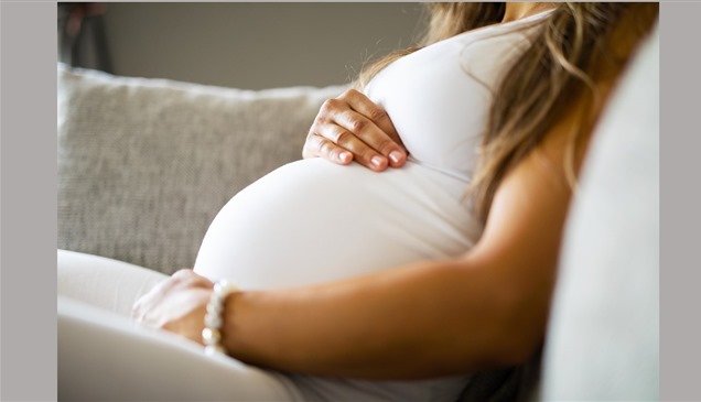 هل يزيد الحمل شيخوخة المرأة؟ الإجابة مفاجئة