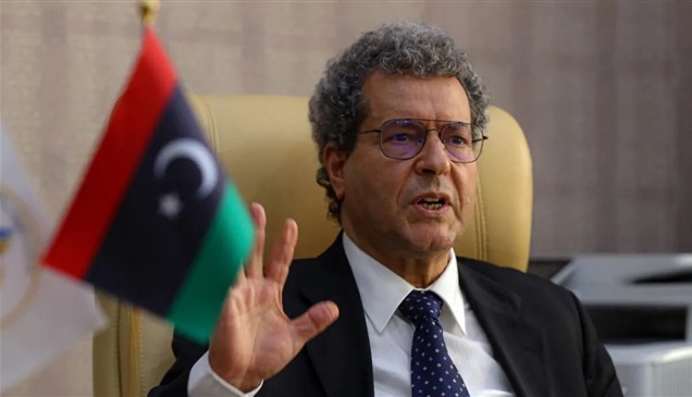 إيقاف وزير النفط الليبي عن العمل 