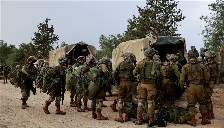 قوات إسرائيلية في قطاع غزة (رويترز)