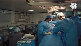 المستشفى الميداني الإماراتي في غزة يستأصل ورماً بوزن 5 كغم من بطن مريض